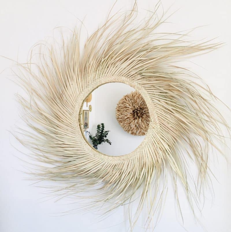 Miroir rond en paille naturelle fait main au Maroc décoration murale bohème