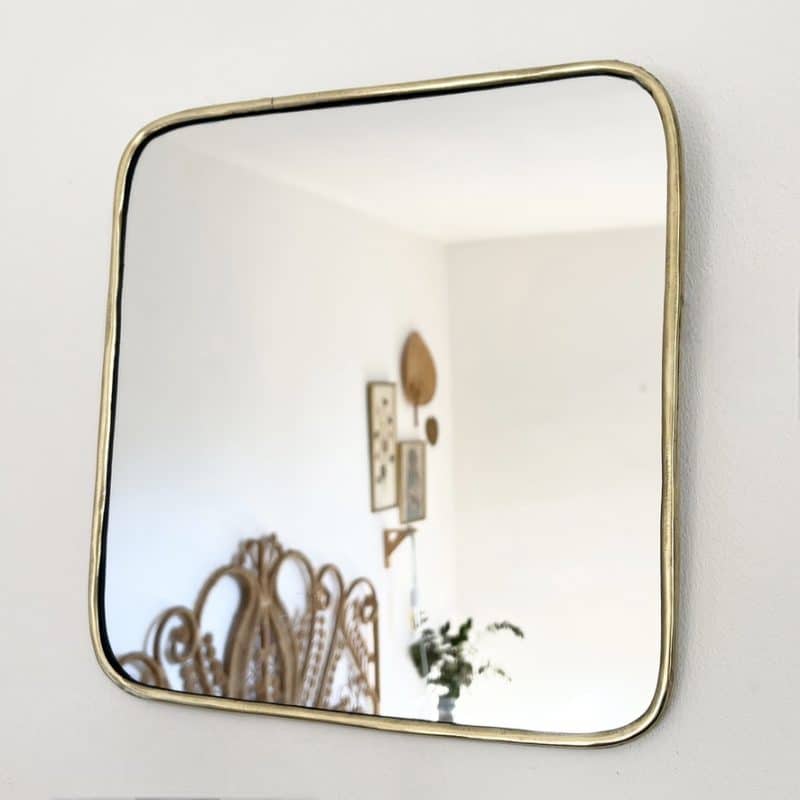 Miroir carré en laiton doré fait main au Maroc – décoration murale artisanale