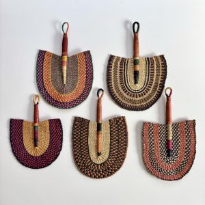 eventails en paille decoration murale boheme fibres naturelles