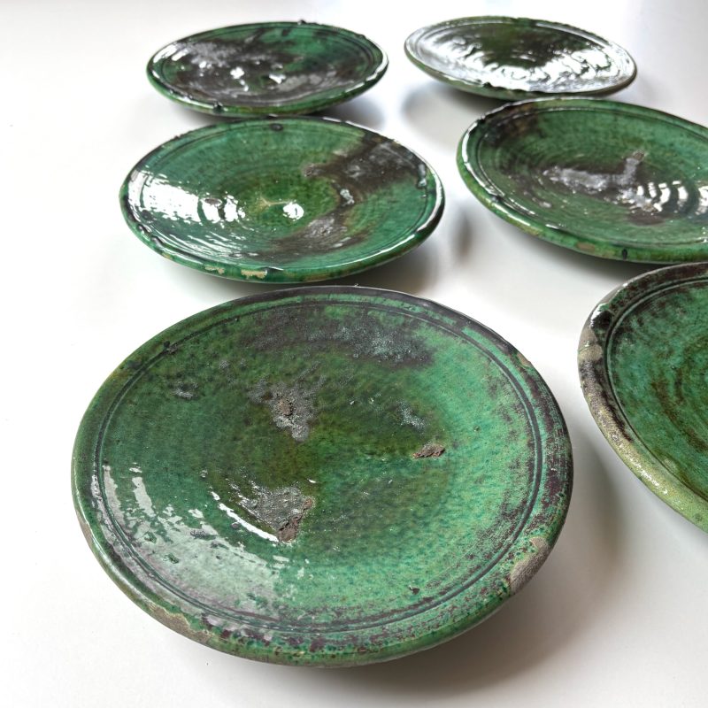assiette en terre cuite verte Émaillée – artisanat de tamegroute, maroc