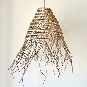 Suspension en fibres végétales tressées – artisanat tunisien