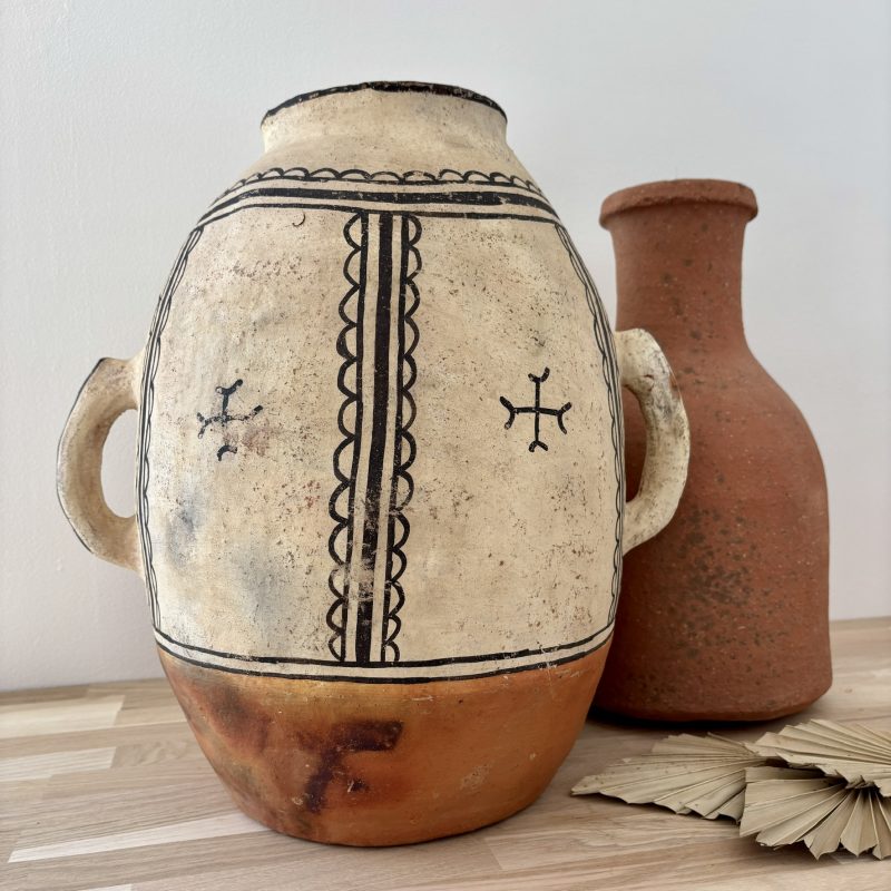 jarre berbère artisanale – poterie ancienne du rif en terre cuite décorée