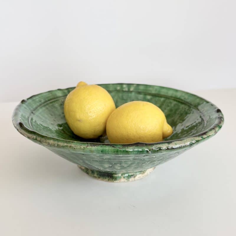 Saladier Tamegroute vert en terre cuite émaillée avec citrons – poterie artisanale marocaine 25 cm