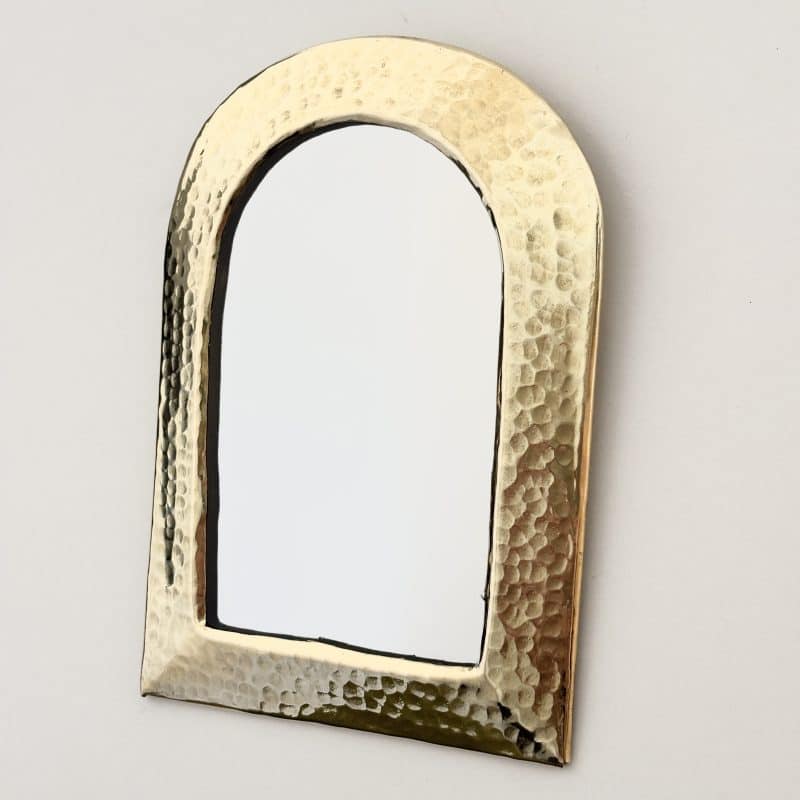 Miroir porte en laiton marocain martelé
